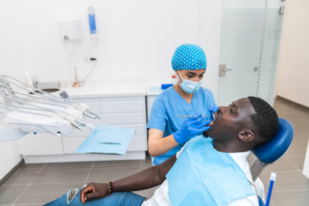 Best Emergency Tooth Extraction in Edna, TX
